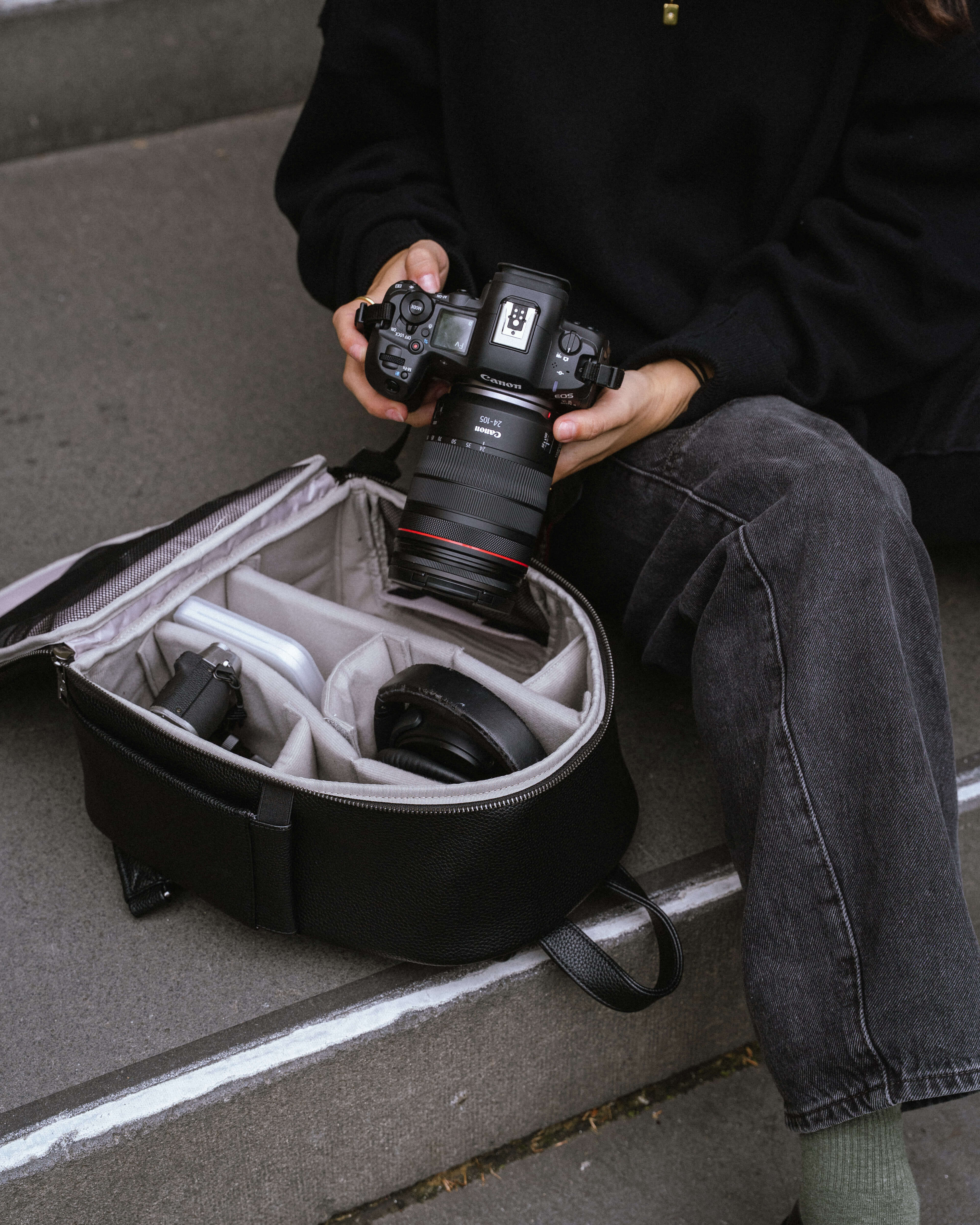 Marlo Camera Backpack (Black)-4
