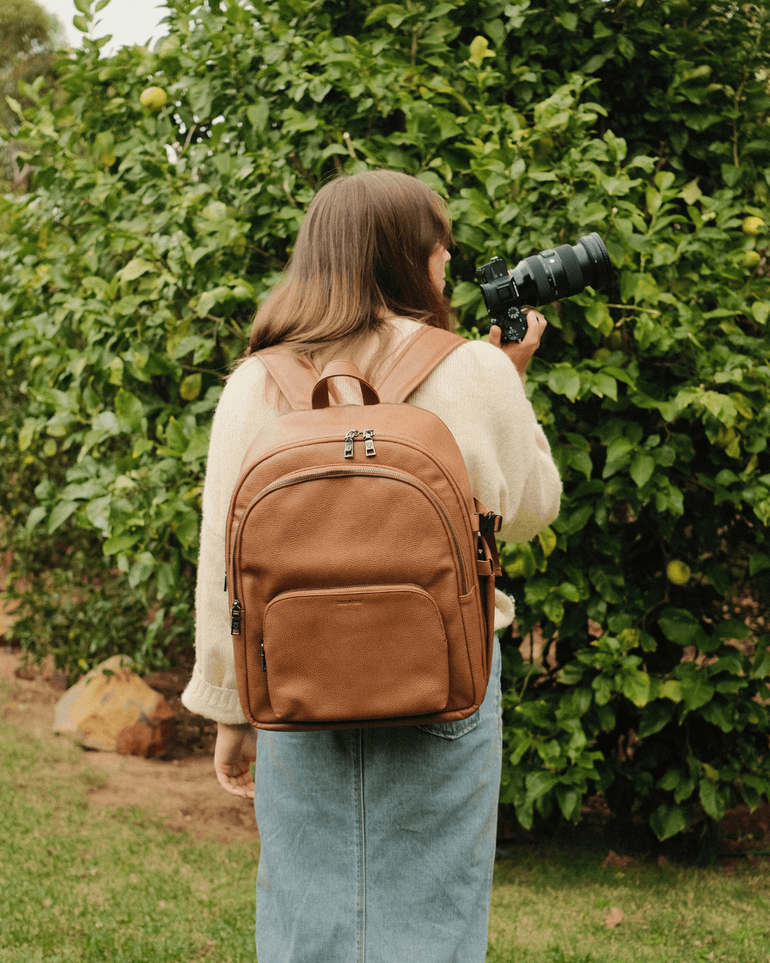 Tildy Carryall Camera Backpack (Tan)-4